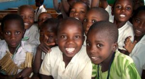 enfants à l'école