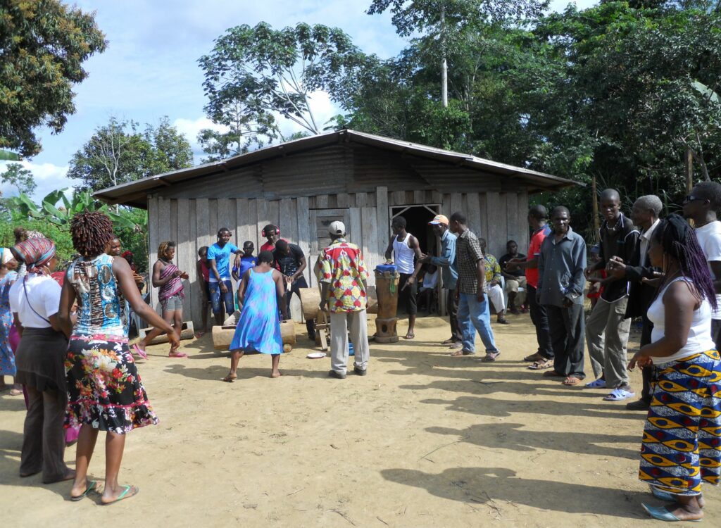 Fête village - Minvoul Gabon